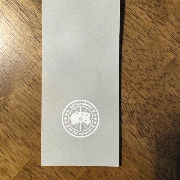 Men’s Canada Goose Chateau Jacket - Picture 7 of 9